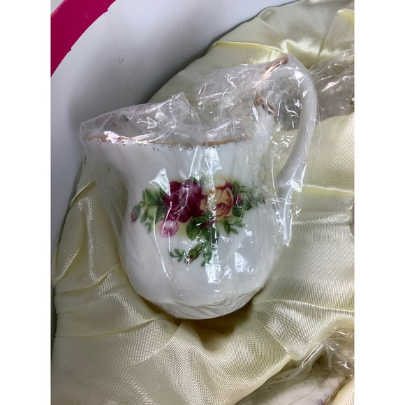 NEW Royal Albert Old Country Roses Le Petite Child Tea Set 9 pcs Porcelain - Picture 7 of 12